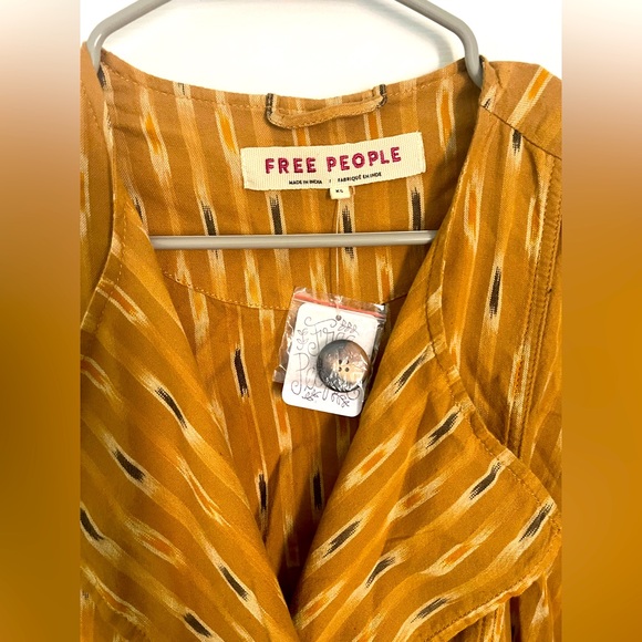 Gorgeous Free people wrap dress in yellow ikkat print NWT - Picture 2 of 12